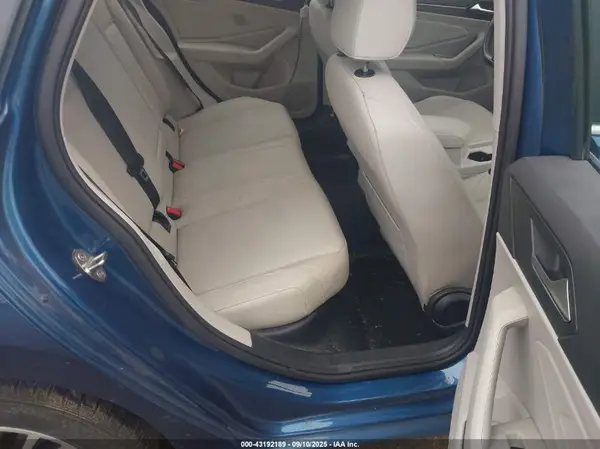 3VWE57BU5KM072468 2019 VOLKSWAGEN JETTA - Image 8