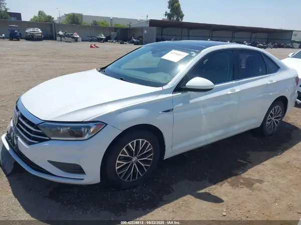 3VWE57BU5KM078898 2019 VOLKSWAGEN JETTA - Image 2