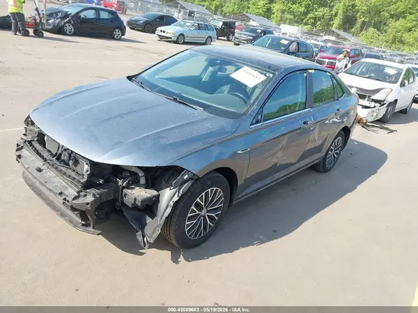 3VWE57BU5KM106246 2019 VOLKSWAGEN JETTA - Image 2