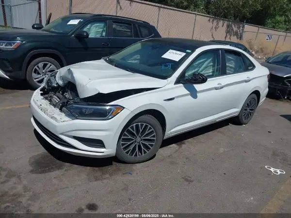 3VWE57BU5KM216844 2019 VOLKSWAGEN JETTA - Image 2