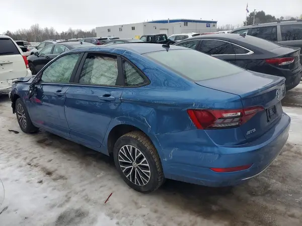 3VWE57BU5KM218299 2019 VOLKSWAGEN JETTA - Image 2