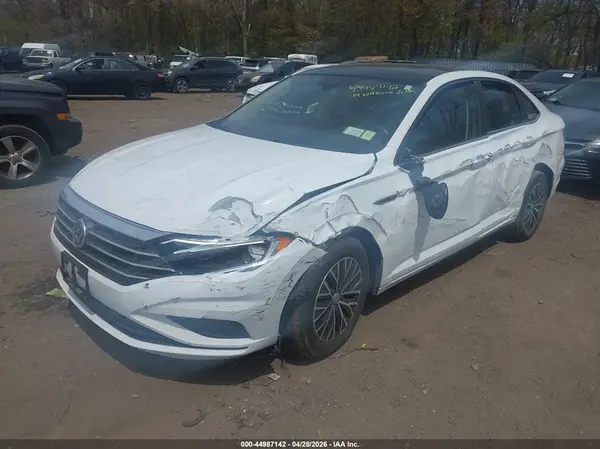3VWE57BU5KM252341 2019 VOLKSWAGEN JETTA - Image 2
