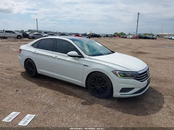 3VWE57BU6KM039012 2019 VOLKSWAGEN JETTA - Image 1