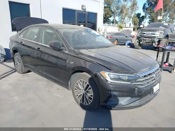 3VWE57BU6KM116784 2019 VOLKSWAGEN JETTA - Image 1