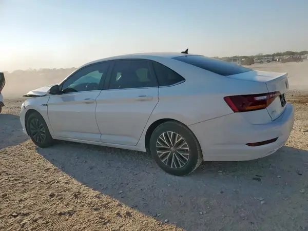 3VWE57BU6KM189010 2019 VOLKSWAGEN JETTA - Image 2