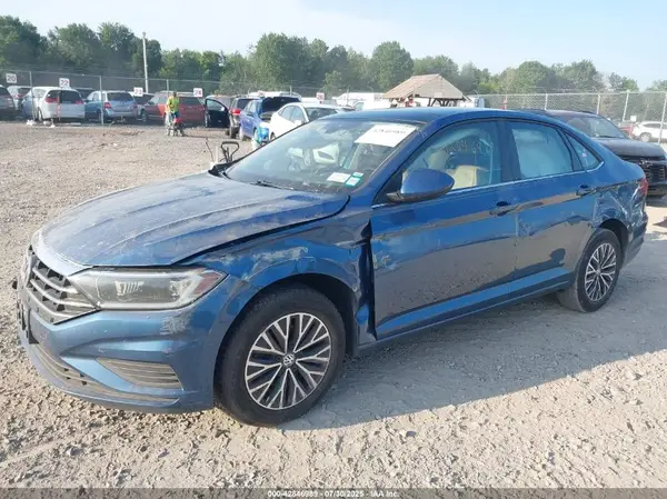 3VWE57BU7KM012918 2019 VOLKSWAGEN JETTA - Image 2