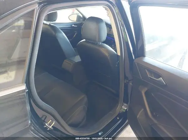 3VWE57BU7KM019027 2019 VOLKSWAGEN JETTA - Image 8