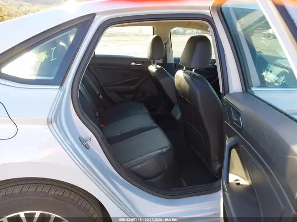 3VWE57BU7KM062346 2019 VOLKSWAGEN JETTA - Image 8