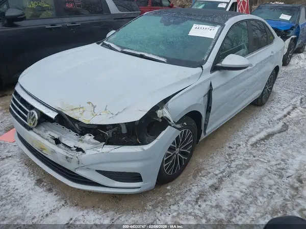 3VWE57BU7KM076814 2019 VOLKSWAGEN JETTA - Image 2
