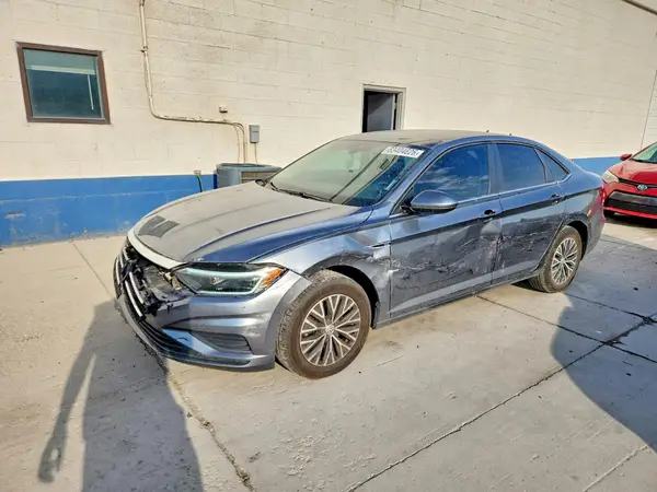 3VWE57BU7KM096030 2019 VOLKSWAGEN JETTA - Image 1