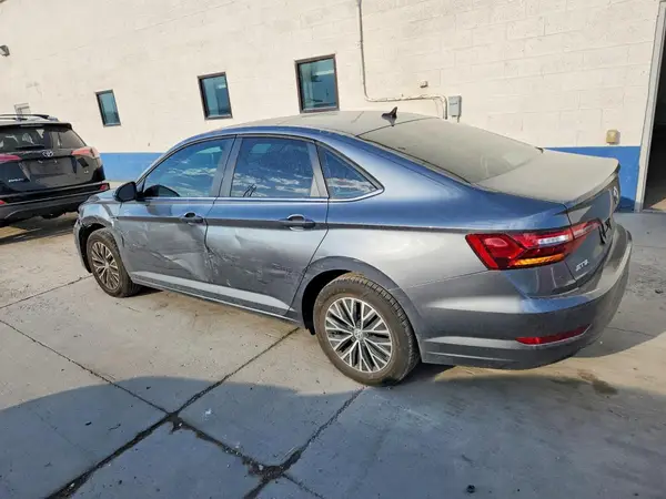 3VWE57BU7KM096030 2019 VOLKSWAGEN JETTA - Image 2