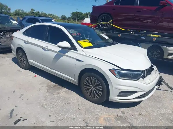 3VWE57BU7KM102649 2019 VOLKSWAGEN JETTA - Image 1