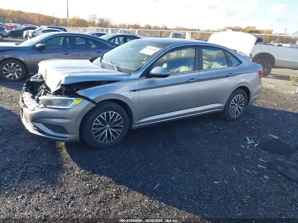 3VWE57BU7KM182390 2019 VOLKSWAGEN JETTA - Image 2