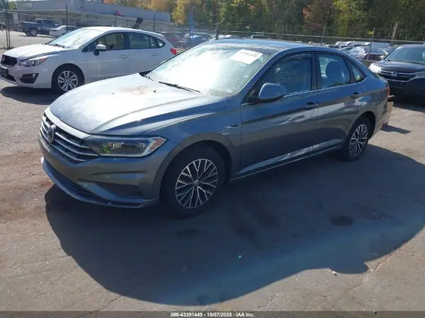 3VWE57BU7KM218207 2019 VOLKSWAGEN JETTA - Image 2