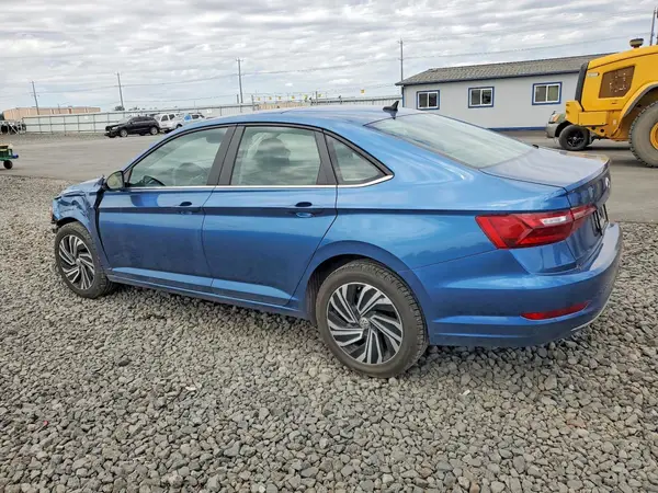 3VWE57BU7LM104807 2020 VOLKSWAGEN JETTA - Image 2