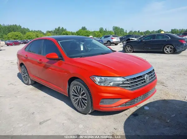 3VWE57BU8KM029047 2019 VOLKSWAGEN JETTA - Image 1