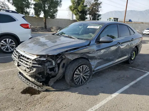 3VWE57BU8KM099339 2019 VOLKSWAGEN JETTA - Image 1