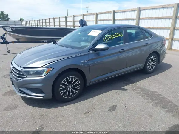 3VWE57BU8KM102207 2019 VOLKSWAGEN JETTA - Image 2