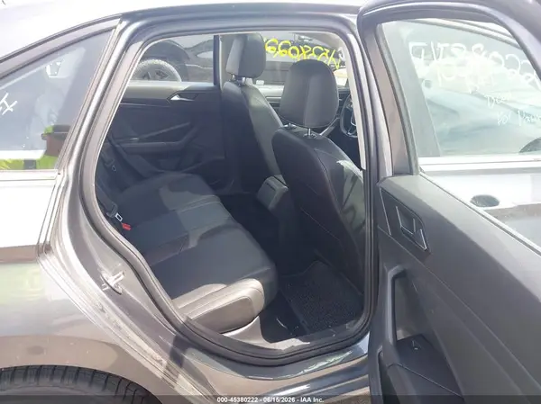 3VWE57BU8KM102207 2019 VOLKSWAGEN JETTA - Image 8