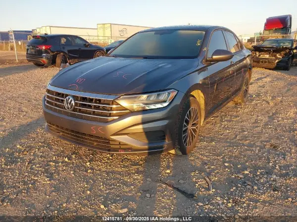 3VWE57BU8KM233413 2019 VOLKSWAGEN JETTA - Image 2