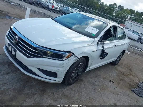 3VWE57BU8KM249630 2019 VOLKSWAGEN JETTA - Image 2
