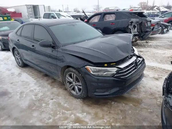 3VWE57BU8KM256755 2019 VOLKSWAGEN JETTA - Image 1