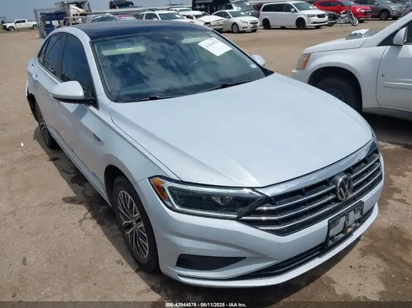 3VWE57BU9KM071159 2019 VOLKSWAGEN JETTA - Image 1