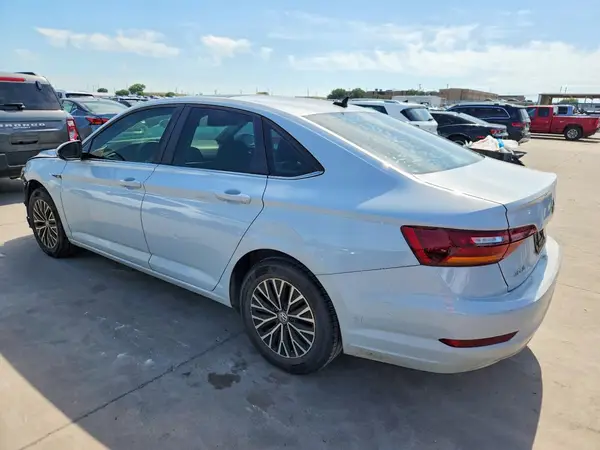 3VWE57BU9KM096076 2019 VOLKSWAGEN JETTA - Image 2