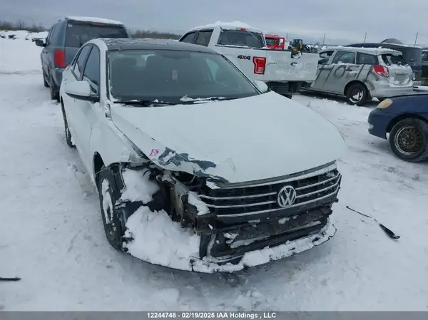 3VWE57BU9KM122496 2019 VOLKSWAGEN JETTA - Image 1