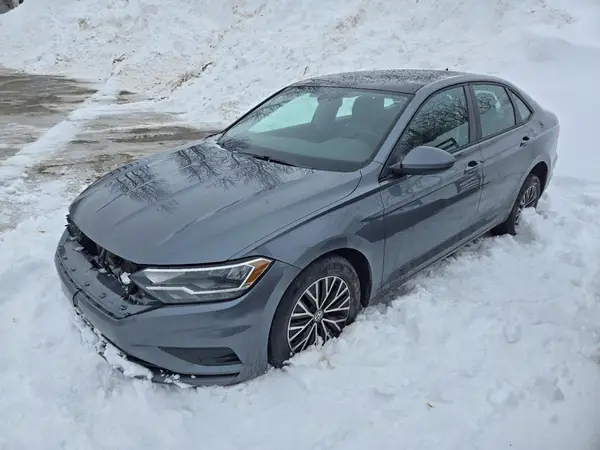 3VWE57BU9KM218953 2019 VOLKSWAGEN JETTA - Image 1
