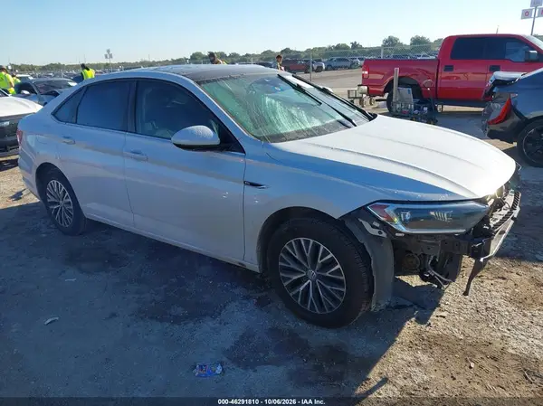 3VWE57BUXKM054970 2019 VOLKSWAGEN JETTA - Image 1