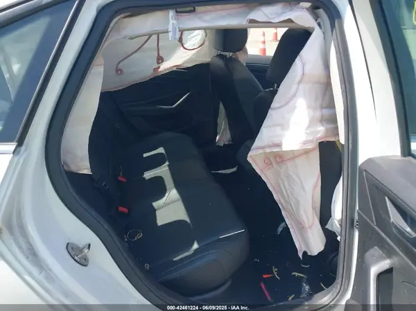 3VWE57BUXKM096975 2019 VOLKSWAGEN JETTA - Image 8