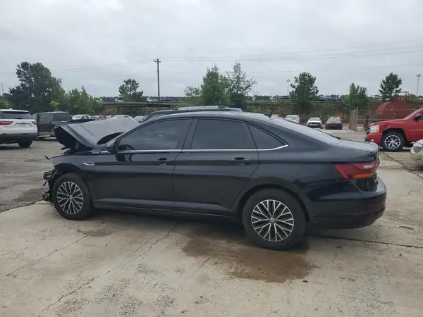 3VWEB7BU0KM236461 2019 VOLKSWAGEN JETTA - Image 2