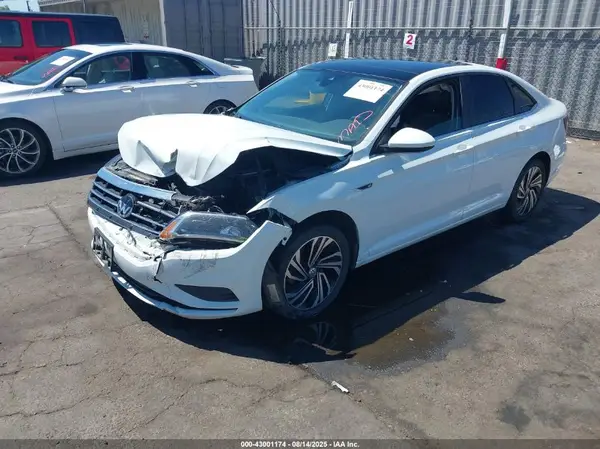 3VWEB7BU0LM041137 2020 VOLKSWAGEN JETTA - Image 2