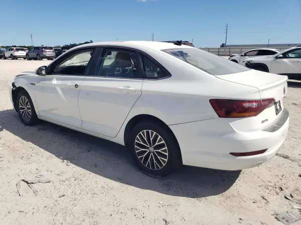 3VWEB7BU1KM165321 2019 VOLKSWAGEN JETTA - Image 2