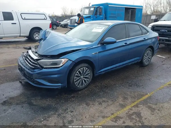 3VWEB7BU2KM233500 2019 VOLKSWAGEN JETTA - Image 2