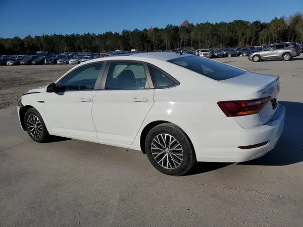 3VWEB7BU2KM268893 2019 VOLKSWAGEN JETTA - Image 2