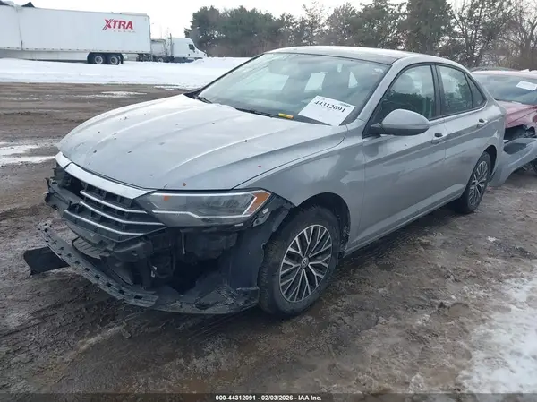 3VWEB7BU3LM005586 2020 VOLKSWAGEN JETTA - Image 2