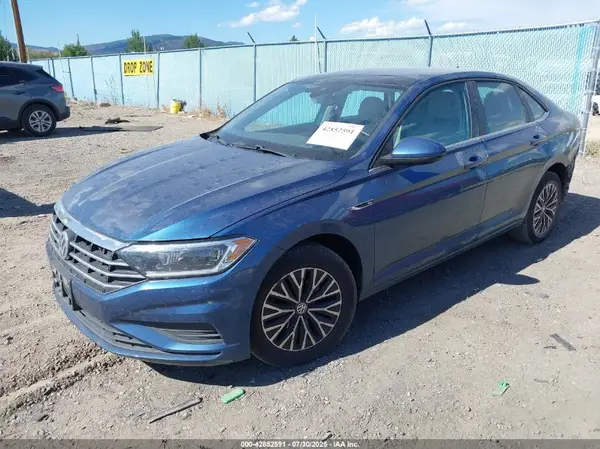 3VWEB7BU4KM196983 2019 VOLKSWAGEN JETTA - Image 2