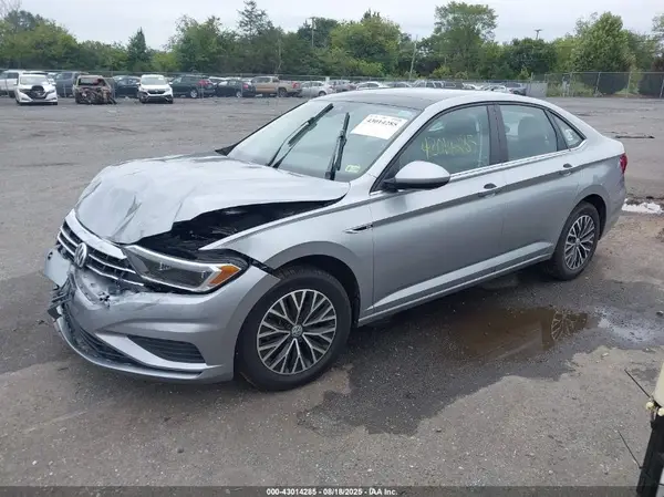 3VWEB7BU4KM238035 2019 VOLKSWAGEN JETTA - Image 2