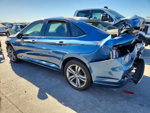 3VWEB7BU5KM237136 2019 VOLKSWAGEN JETTA - Image 2