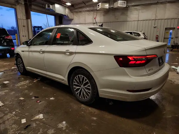 3VWEB7BU6KM189887 2019 VOLKSWAGEN JETTA - Image 2