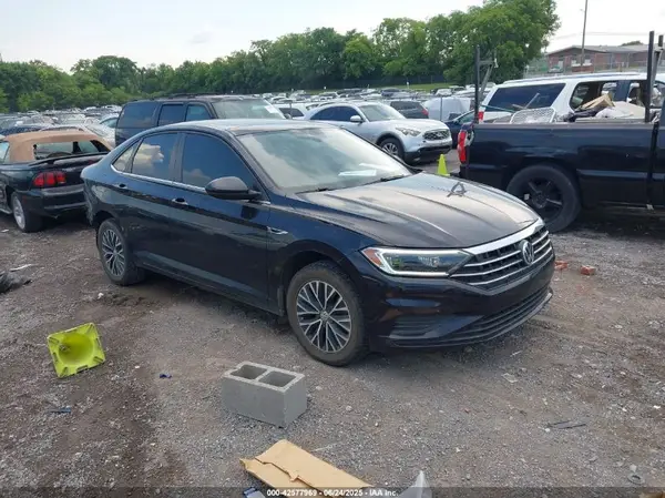 3VWEB7BU6KM210737 2019 VOLKSWAGEN JETTA - Image 1