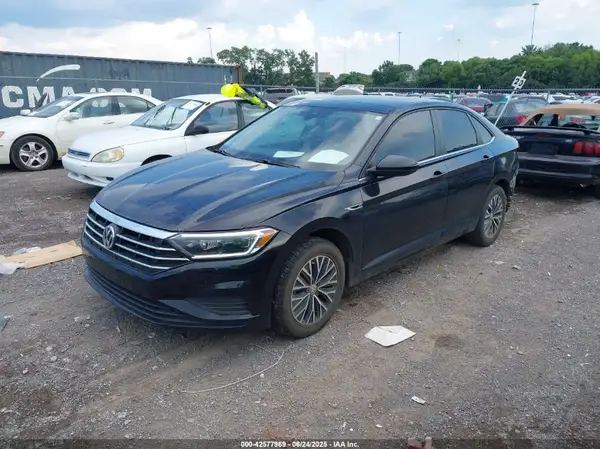 3VWEB7BU6KM210737 2019 VOLKSWAGEN JETTA - Image 2
