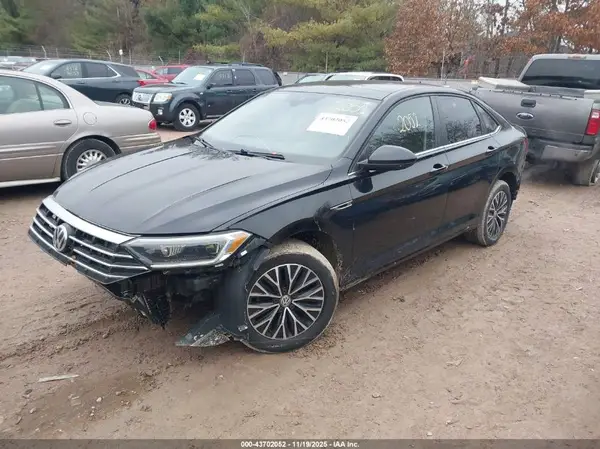 3VWEB7BU7KM241060 2019 VOLKSWAGEN JETTA - Image 2