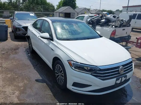 3VWEB7BU8KM171987 2019 VOLKSWAGEN JETTA - Image 1