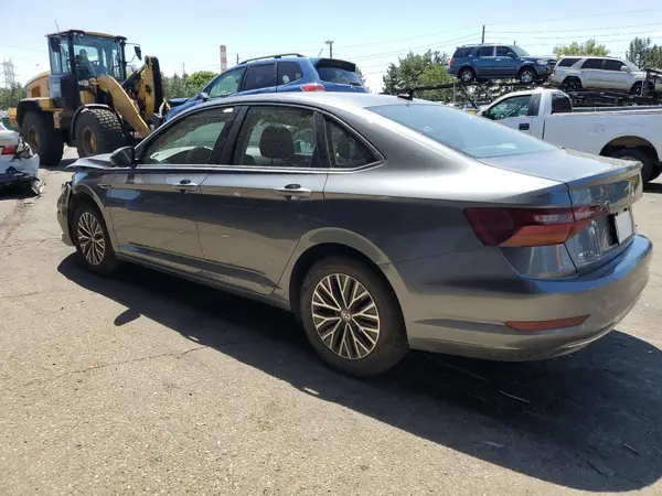 3VWEB7BU9KM231386 2019 VOLKSWAGEN JETTA - Image 2