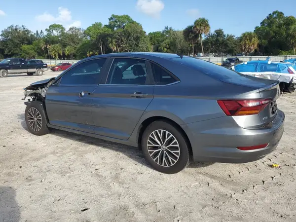 3VWEB7BUXKM190704 2019 VOLKSWAGEN JETTA - Image 2