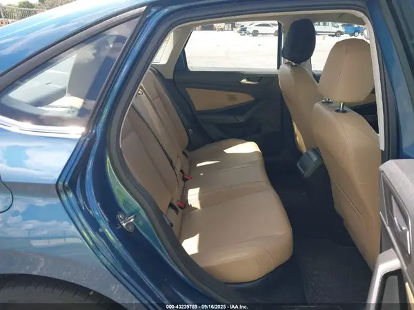 3VWEB7BUXKM226830 2019 VOLKSWAGEN JETTA - Image 8