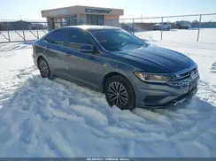 3VWEB7BUXKM228562 2019 VOLKSWAGEN JETTA
